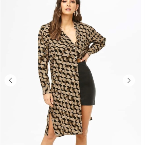 Chain Print Longline Shirt - Picture 5 of 6